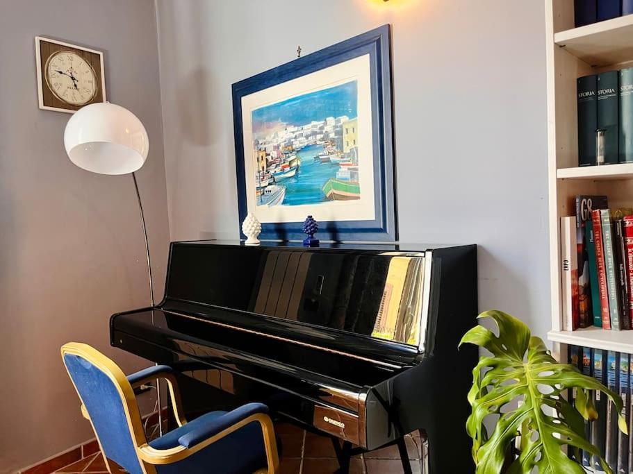 Ampio In Pieno Centro Storico. Apartamento